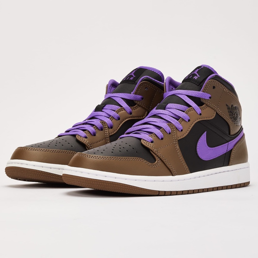 Nike Kid’s Air Jordan 1 Mid 4Y